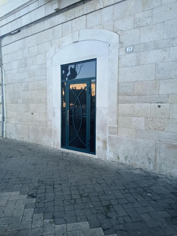 טרני Suites Elifani מראה חיצוני תמונה